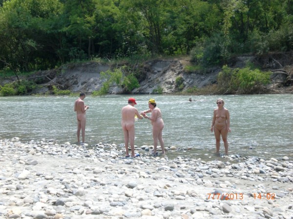 CIMG0995_A.JPG (413.64 KiB) Visto 6297 volte Le fresche acque della Dora Baltea